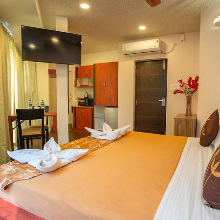 Seasons Suites Koramangala Бангалор Екстериор снимка