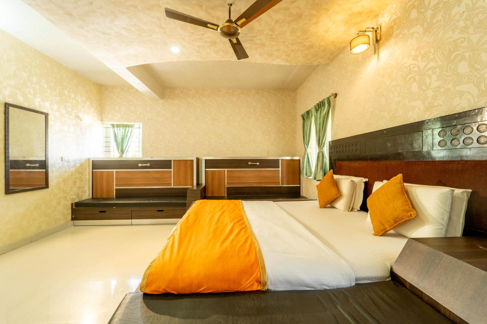Seasons Suites Koramangala Бангалор Екстериор снимка