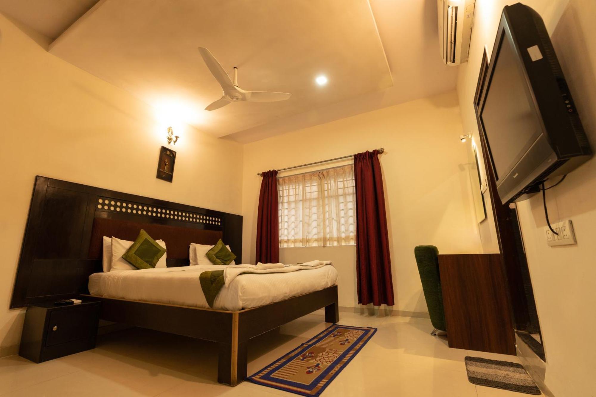 Seasons Suites Koramangala Бангалор Екстериор снимка