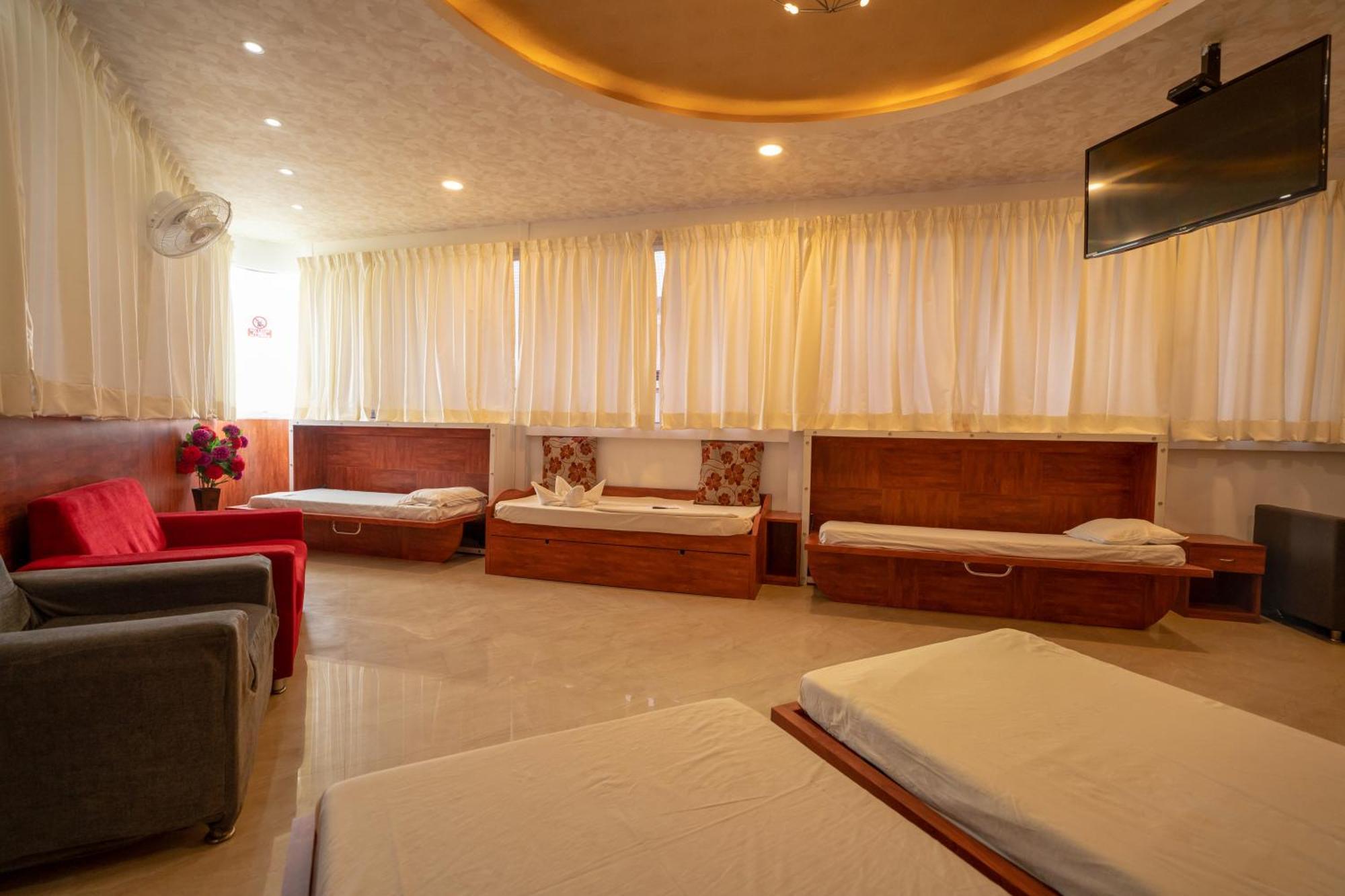 Seasons Suites Koramangala Бангалор Стая снимка