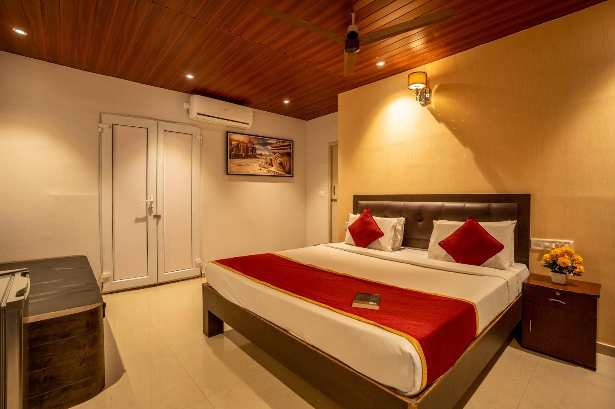 Seasons Suites Koramangala Бангалор Екстериор снимка