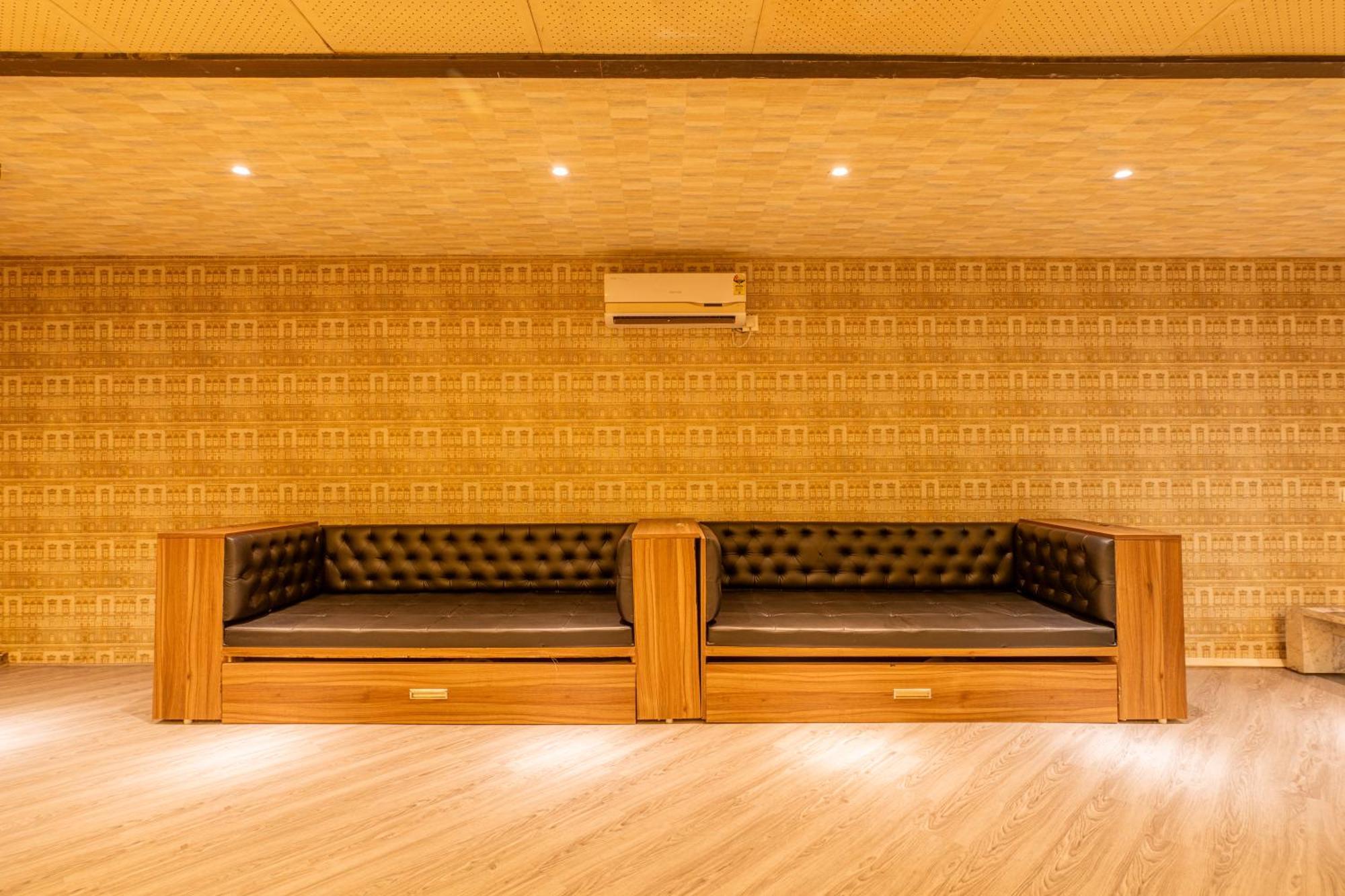 Seasons Suites Koramangala Бангалор Екстериор снимка